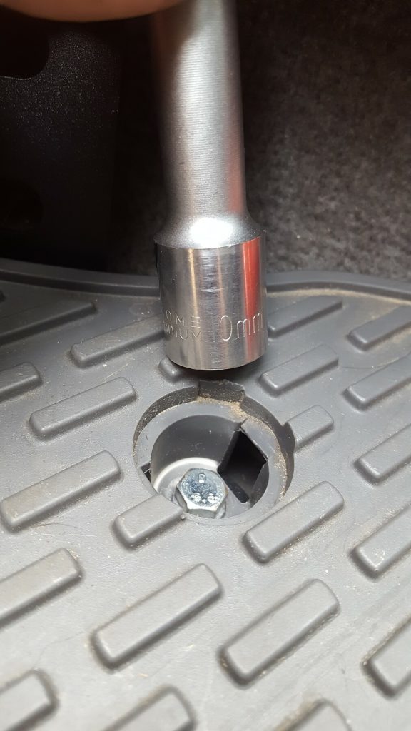 Molle (Молле) панель під заднє сидіння Toyota Land Cruiser Prado 120/150, Lexus GX470/GX460