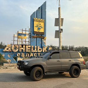 Експедиційний багажник на дах із рейлінгами