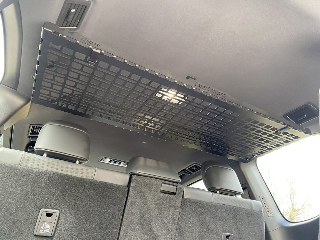 Полиця під стелю в багажник Toyota Land Cruiser 300