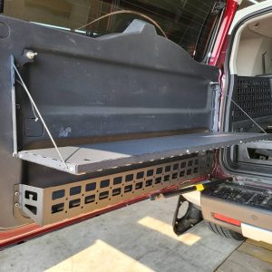 Відкидний стіл на двері багажника Toyota FJ Cruiser