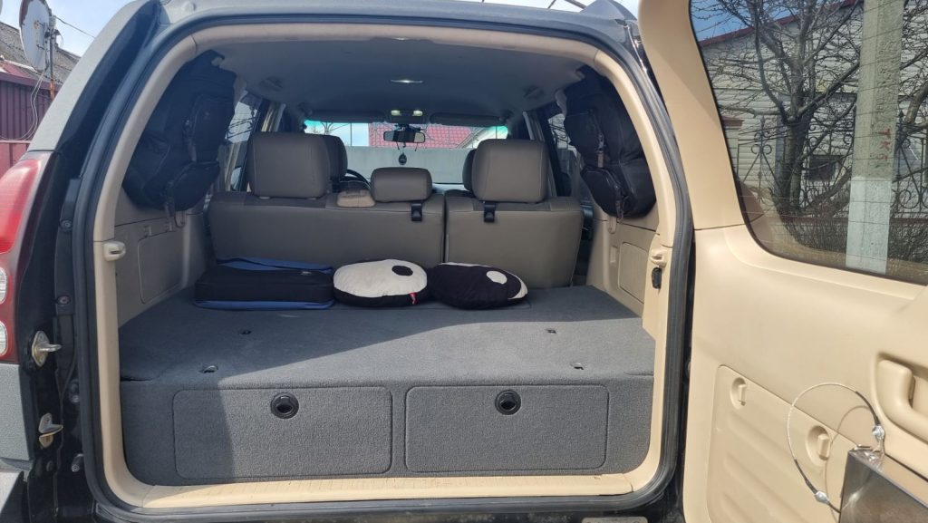 Термосумка-органайзер на вікно багажника Toyota Land Cruiser Prado 120 / Lexus GX470