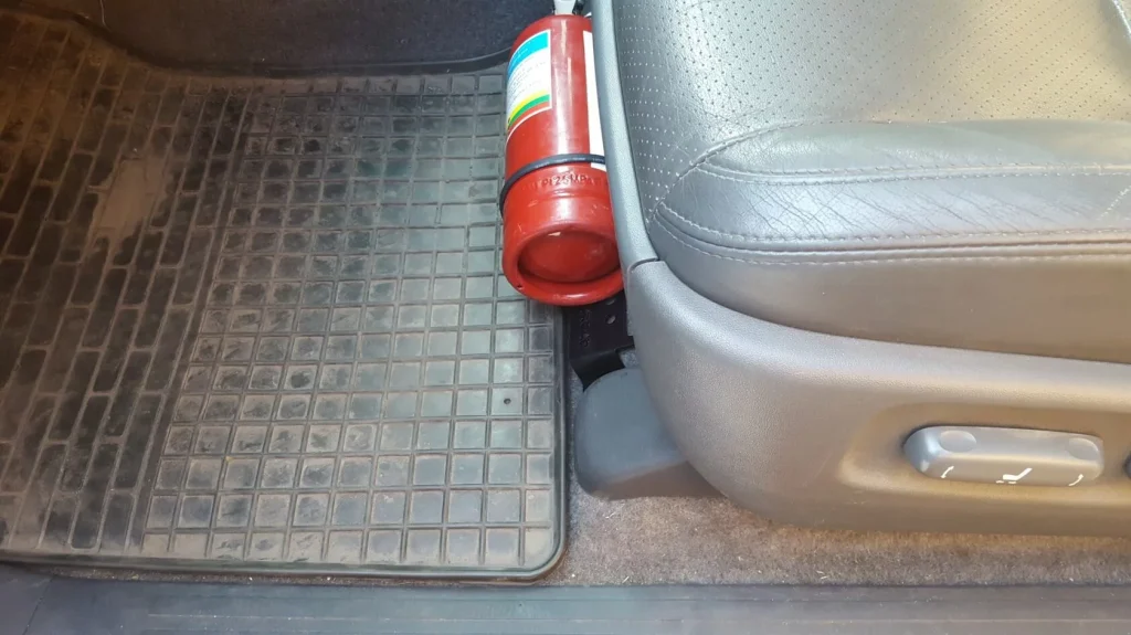 Молле панель під переднє сидіння Toyota Land Cruiser 100