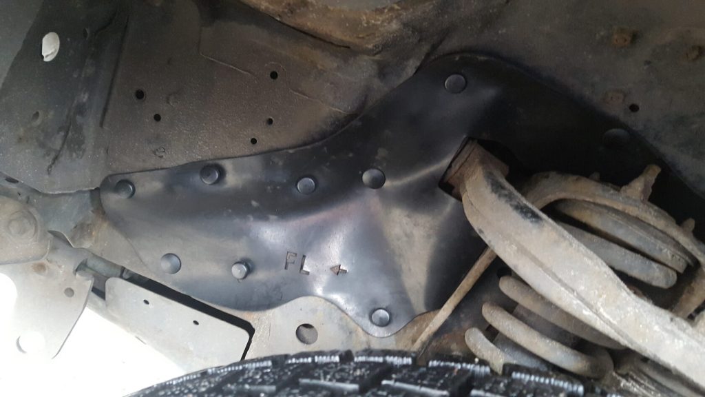 Комплект посиленого брудозахисту моторного відсіку з набором кліпс для Toyota 4Runner G3 180 (1996-2002)