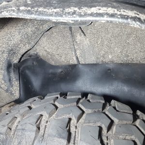 Комплект посиленого брудозахисту моторного відсіку з набором кліпс для Mitsubishi L200 G3 (1996-2004)