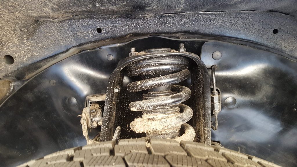 Комплект посиленого брудозахисту моторного відсіку з набором кліпс для Mitsubishi Pajero Sport G3 (2014-т.ч.)