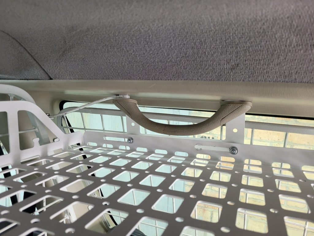 Полиця під стелю в багажник Nissan Patrol Y61