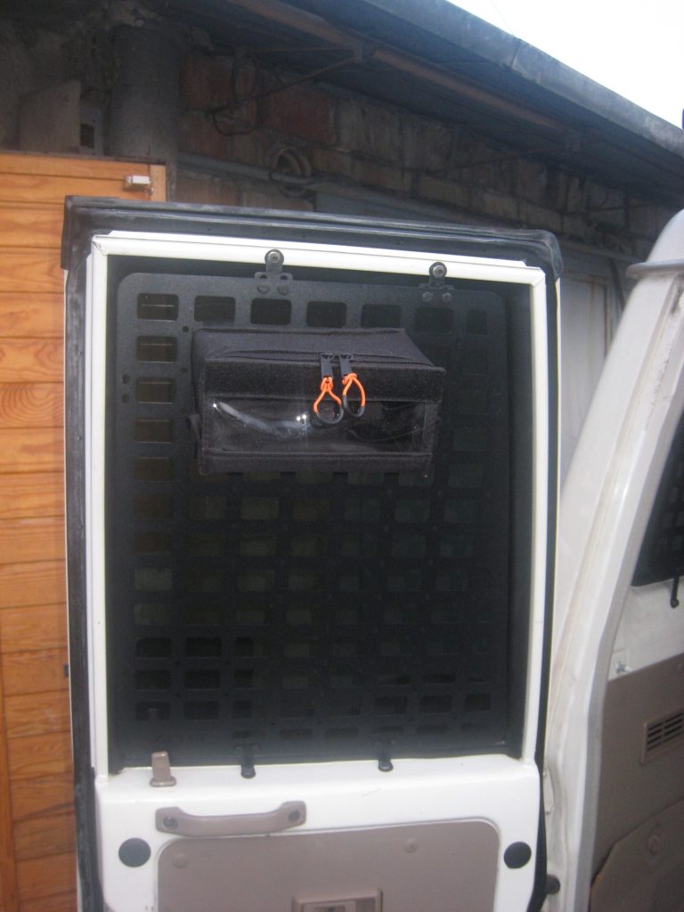 Модульна система зберігання Molle (Молле) для дверей багажника Toyota Land Cruiser 78