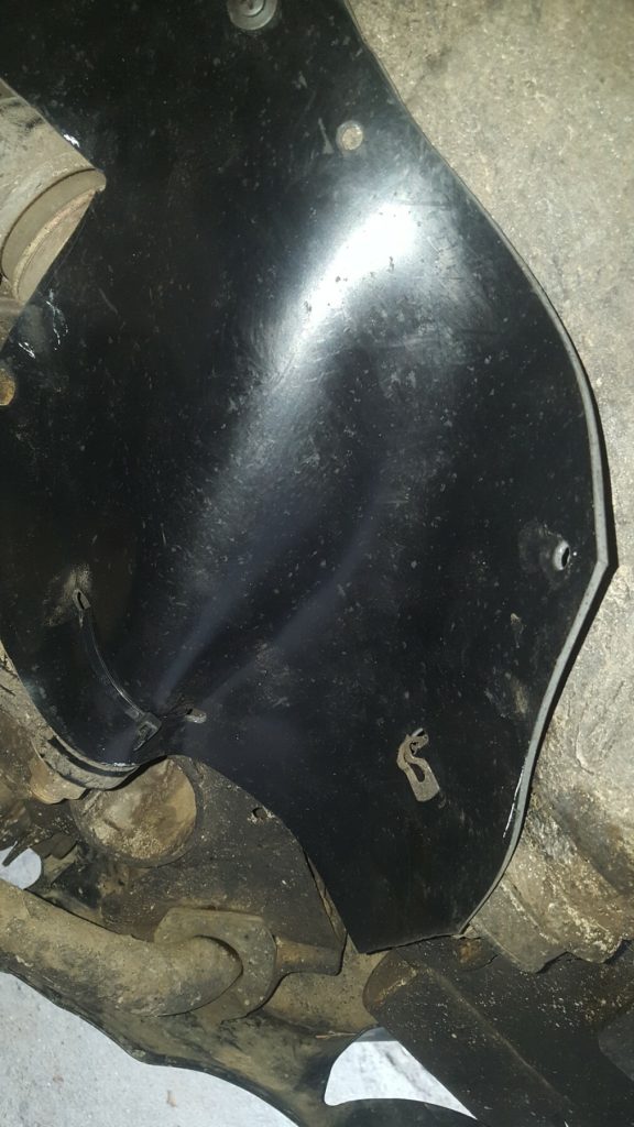 Комплект посиленого брудозахисту моторного відсіку з набором кліпс для Mitsubishi Pajero G2 (1997-2003)