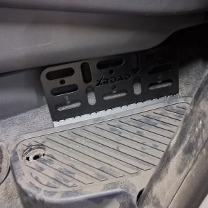 Molle (Молле) панель під заднє сидіння Lexus LX200