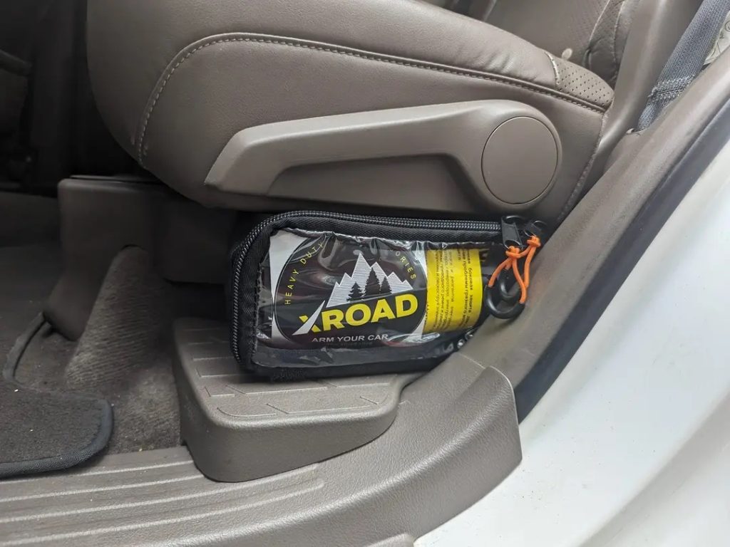 Molle (Молле) панель під заднє сидіння Toyota Land Cruiser Prado 120/150, Lexus GX470/GX460