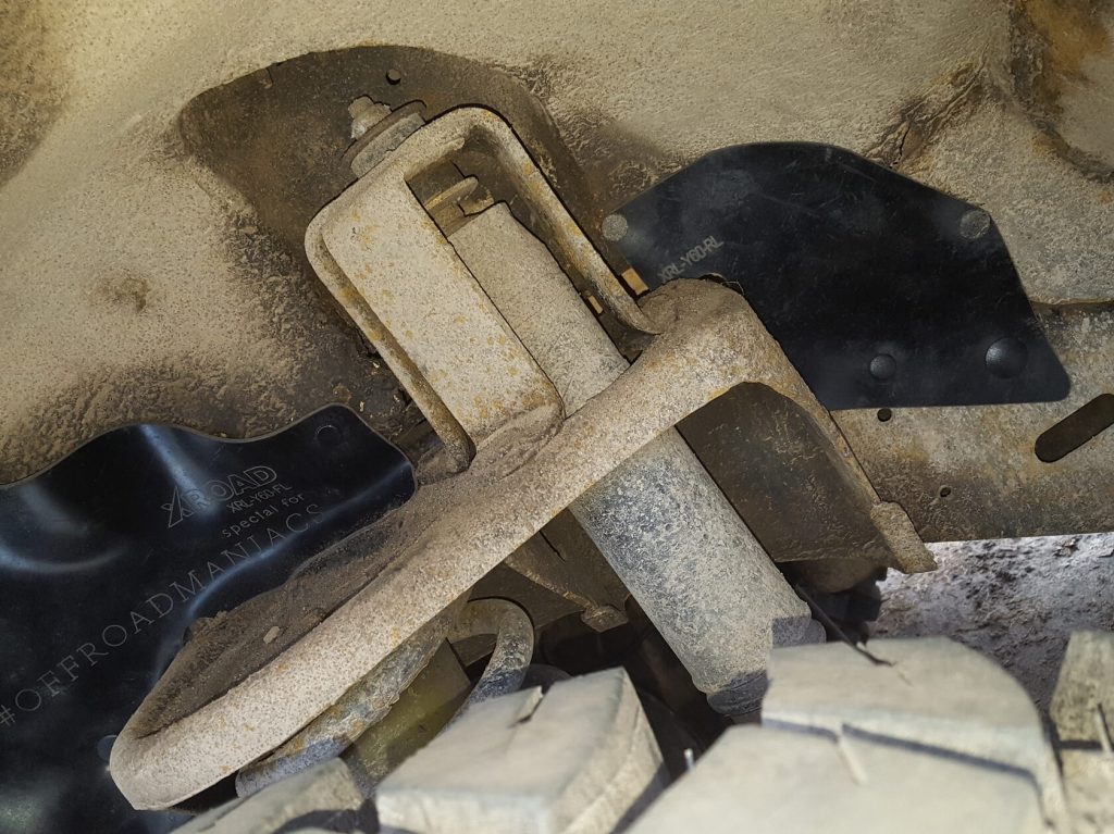 Пильник моторного відсіку передня права частина для Nissan Patrol Y61 (1997-2010)