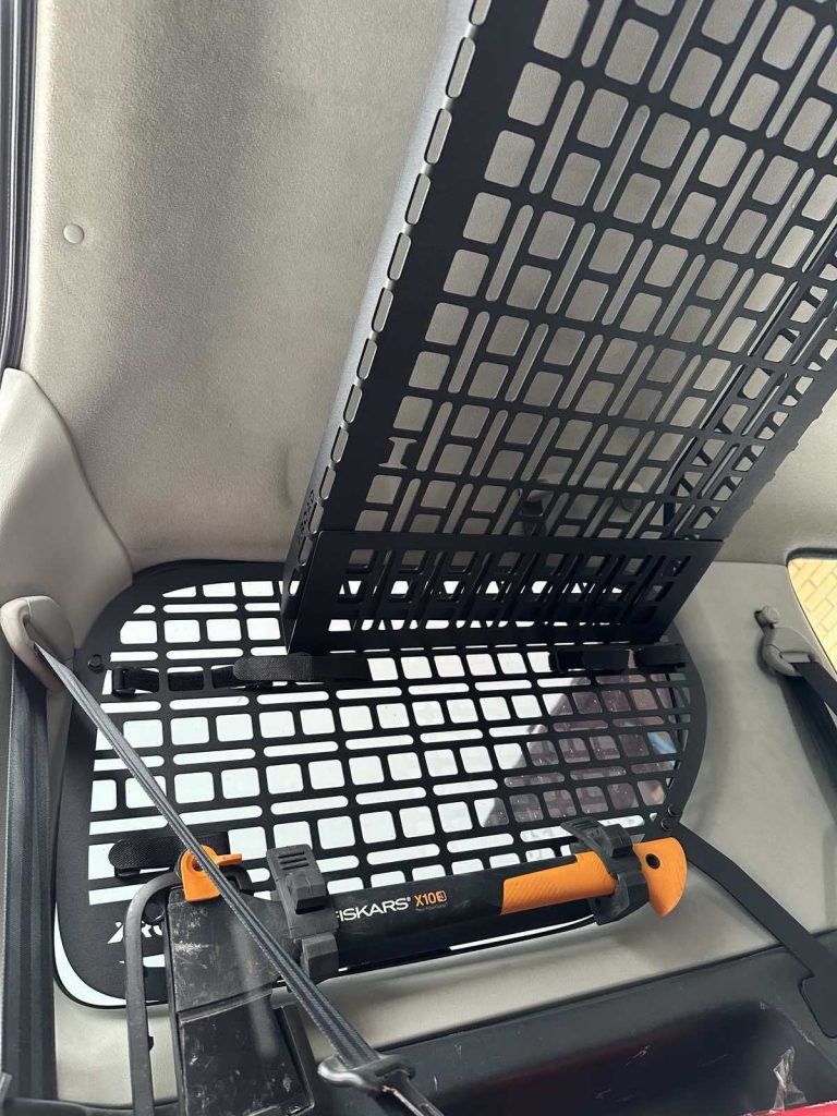 Модульна система зберігання Molle (Молле) для вікон багажника Suzuki Jimny JB23/JB33/JB43/JB53 (1998-2018)