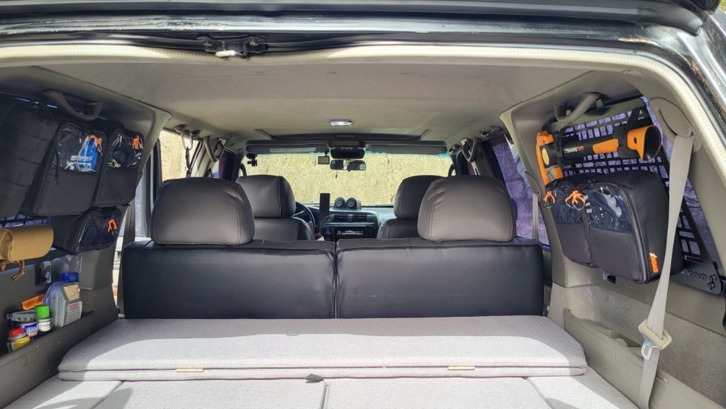 Модульна система зберігання Molle (Молле) на вікно багажника Nissan Patrol Y61