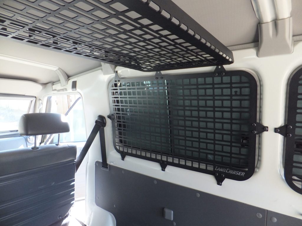 Полиця під стелю в багажник Toyota Land Cruiser 78