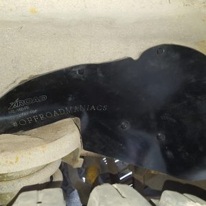 Пильник моторного відсіку задня ліва частина для Nissan Patrol Y60 (1987-1997)