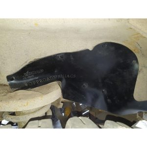 Пильник моторного відсіку передня права частина для Nissan Patrol Y60 (1987-1997)