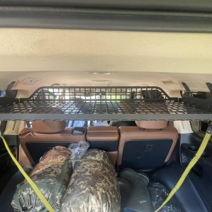 Полиця під стелю в багажник Lexus LX570