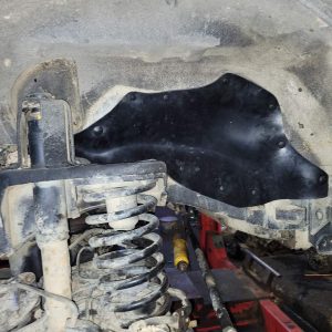 Комплект посиленого брудозахисту моторного відсіку з набором кліпс для Nissan Patrol Y61