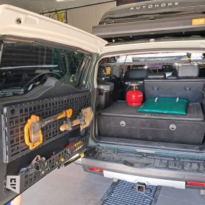 Відкидний стіл на двері багажника Toyota FJ Cruiser