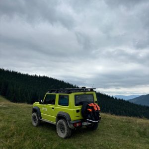 Сумка на запасне колесо на двері багажника