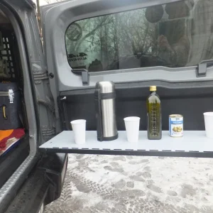 Відкидний стіл на двері багажника Suzuki Jimny (2018+)