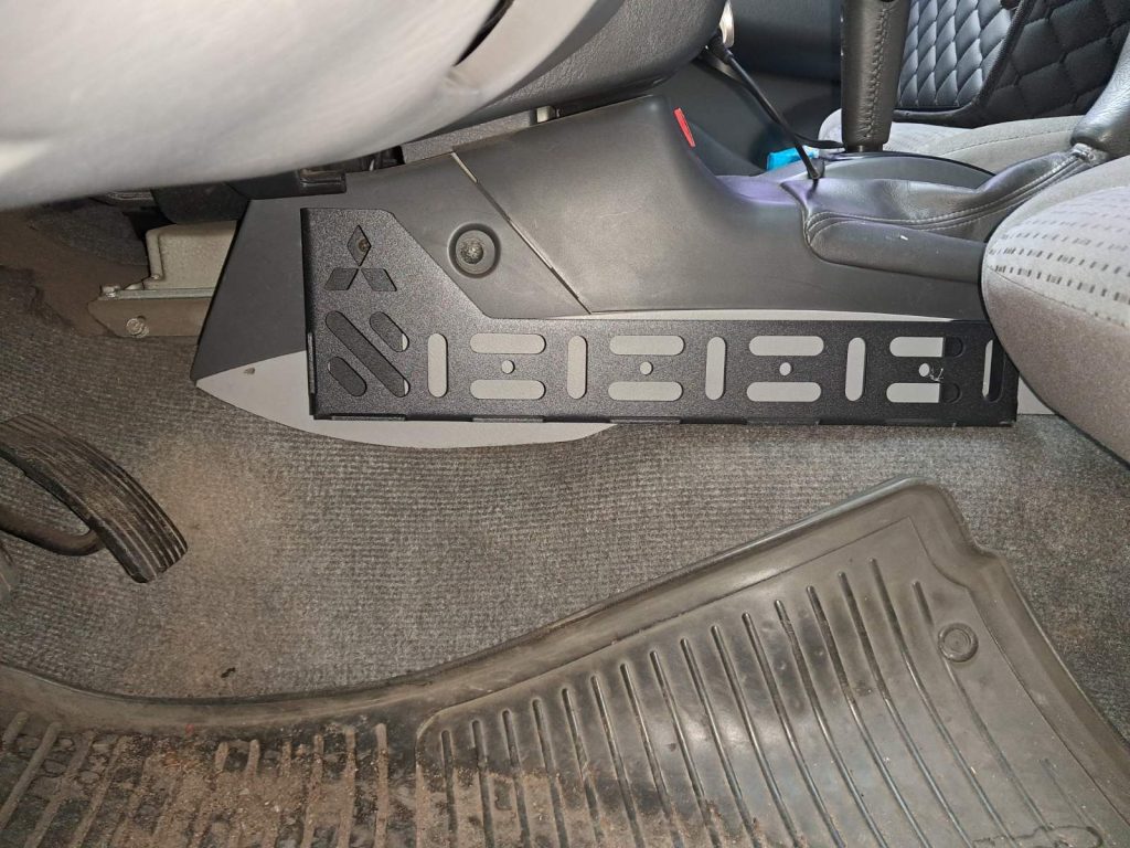 Органайзер-кишеня на консоль