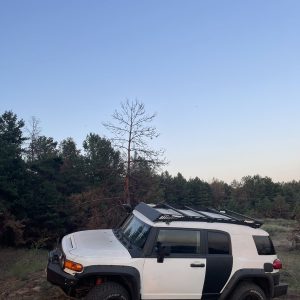 Експедиційний багажник на Toyota FJ Cruiser