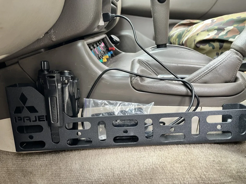 Органайзер-кишеня на консоль