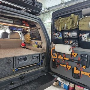 Molle (Молле) панель для дверей багажника Nissan Patrol Y61