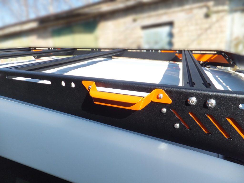 Експедиційний багажник на Toyota Land Cruiser 200