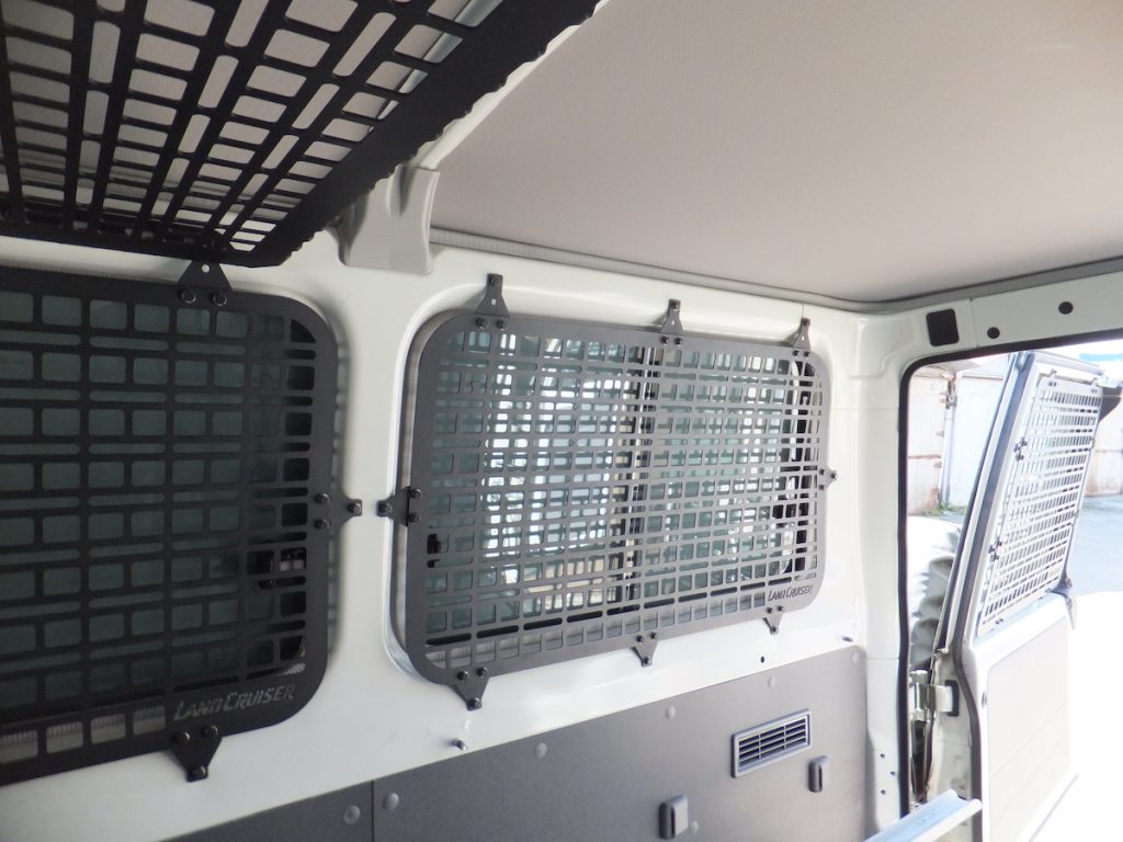 Модульна система зберігання Molle (Молле) для вікон багажника Toyota Land Cruiser 78