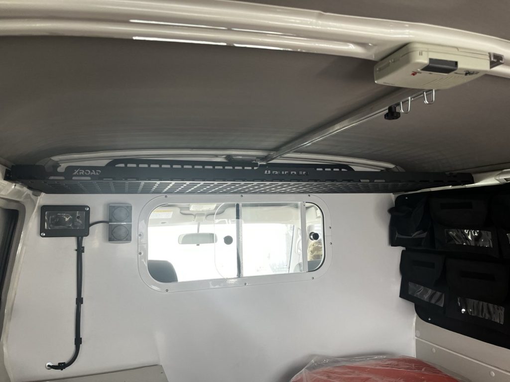 Модульна система зберігання Molle (Молле) для середніх вікон Toyota Land Cruiser 78