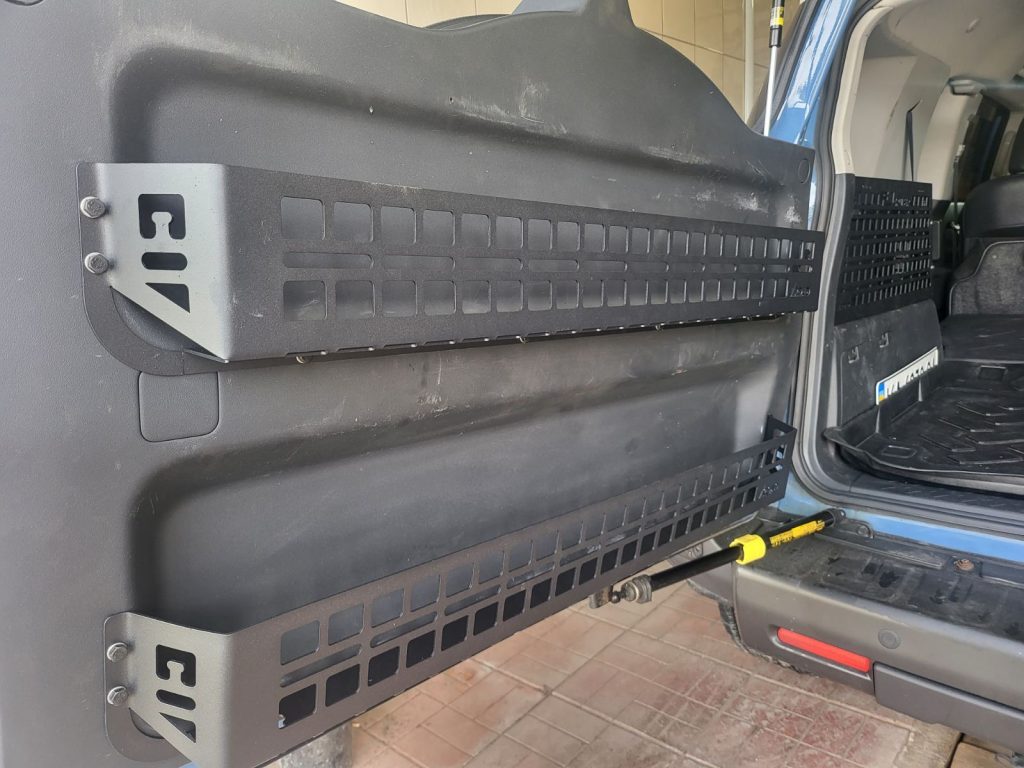 Органайзер кишеня для дверей багажника Toyota FJ Cruiser