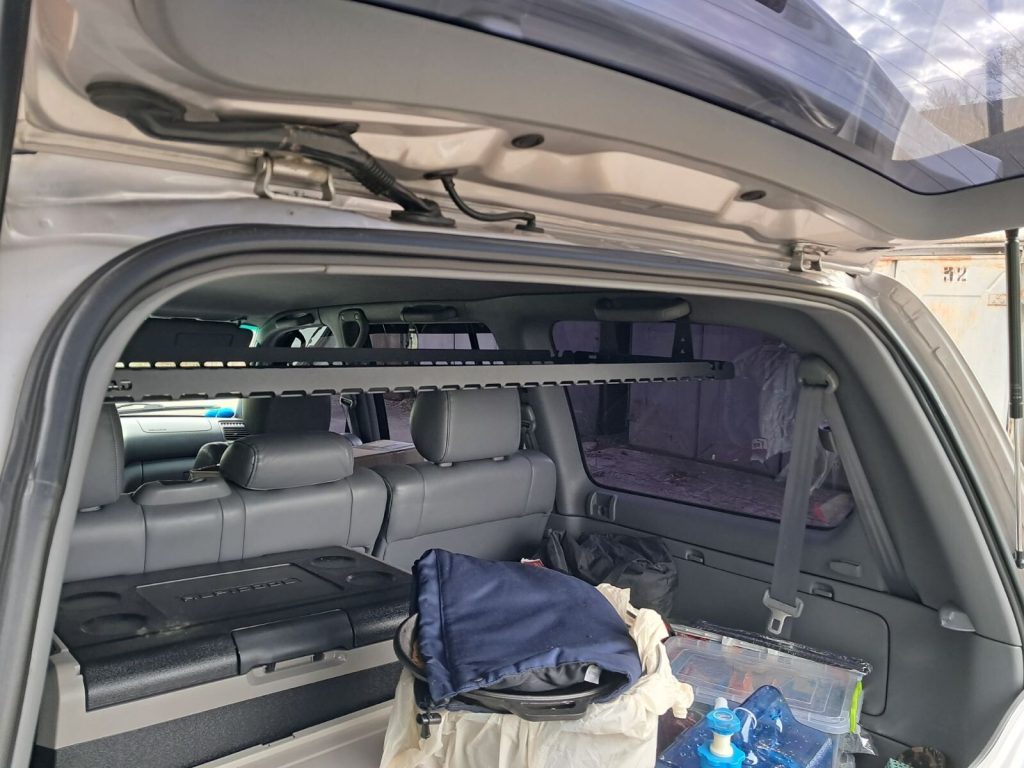 Полиця під стелю в багажник Toyota Land Cruiser 100