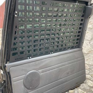 Molle (Молле) панель для дверей багажника Nissan Patrol Y60