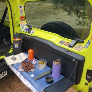 Відкидний стіл на двері багажника Suzuki Jimny (2018+)
