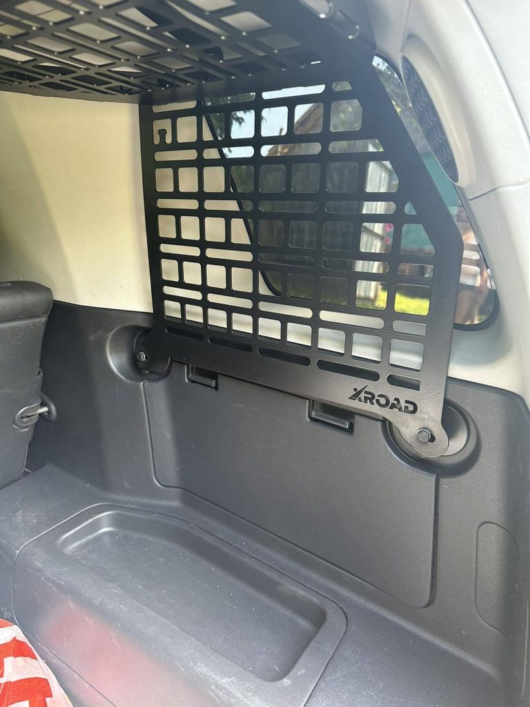 Модульна система зберігання Molle (Молле) для вікон багажника Toyota FJ Cruiser