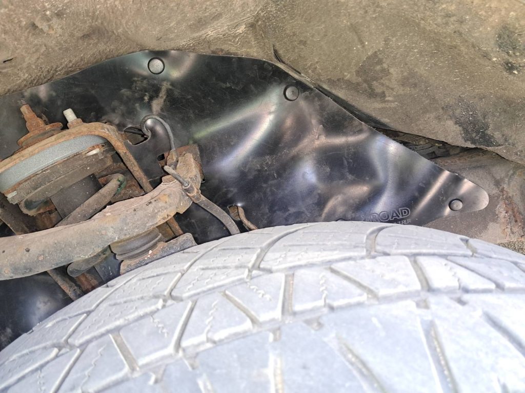 Комплект посиленого брудозахисту моторного відсіку з набором кліпс для Toyota Fortuner G1 (2005-2015)