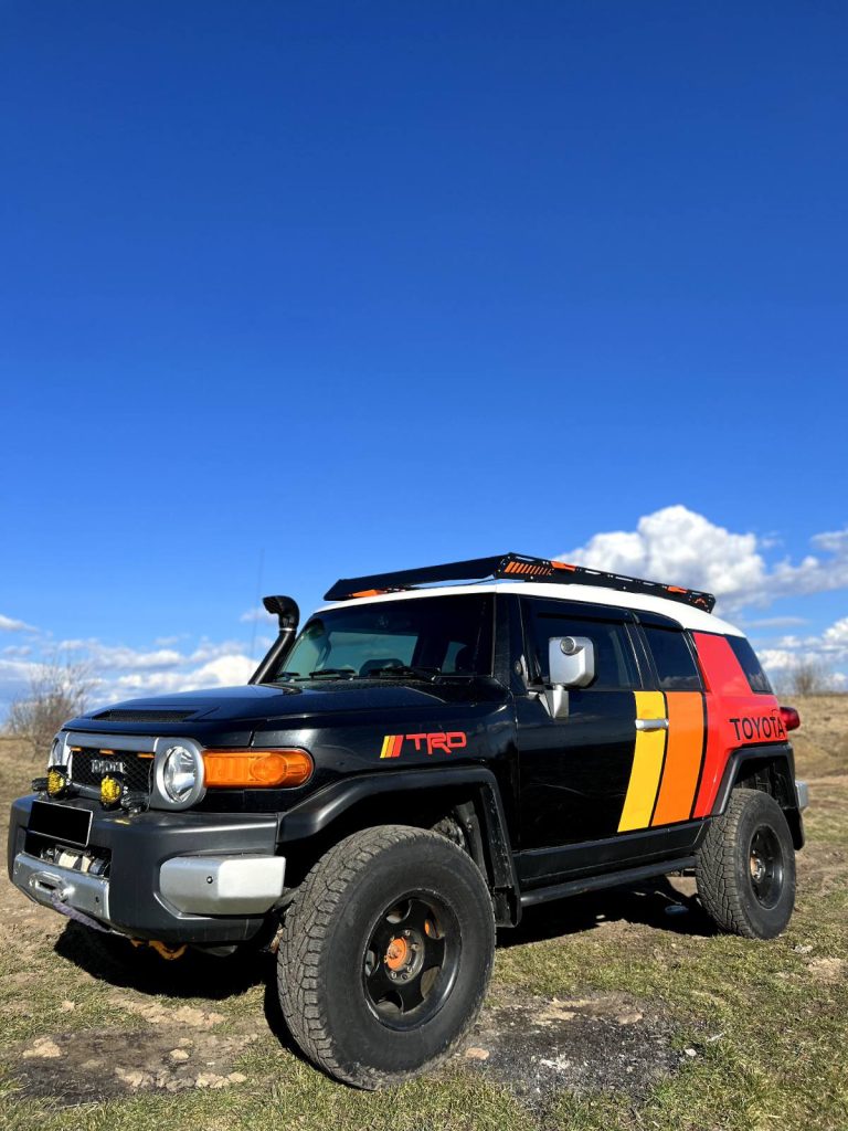 Експедиційний багажник на Toyota FJ Cruiser