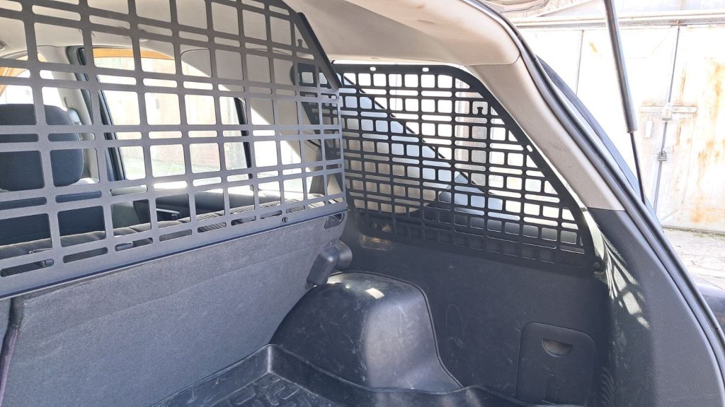 Модульна система зберігання Molle (Молле) для вікон багажника Kia Sorento BL (2002-2009)