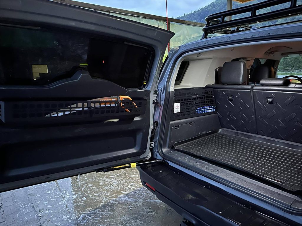 Molle (Молле) органайзер для багажника Toyota FJ Cruiser