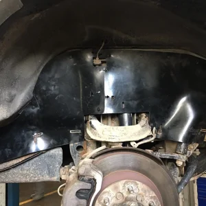 Комплект посиленого брудозахисту моторного відсіку з набором кліпс для Mitsubishi L200 G3 (1996-2004)