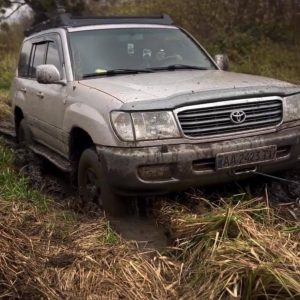 Експедиційний багажник на Toyota Land Cruiser 100