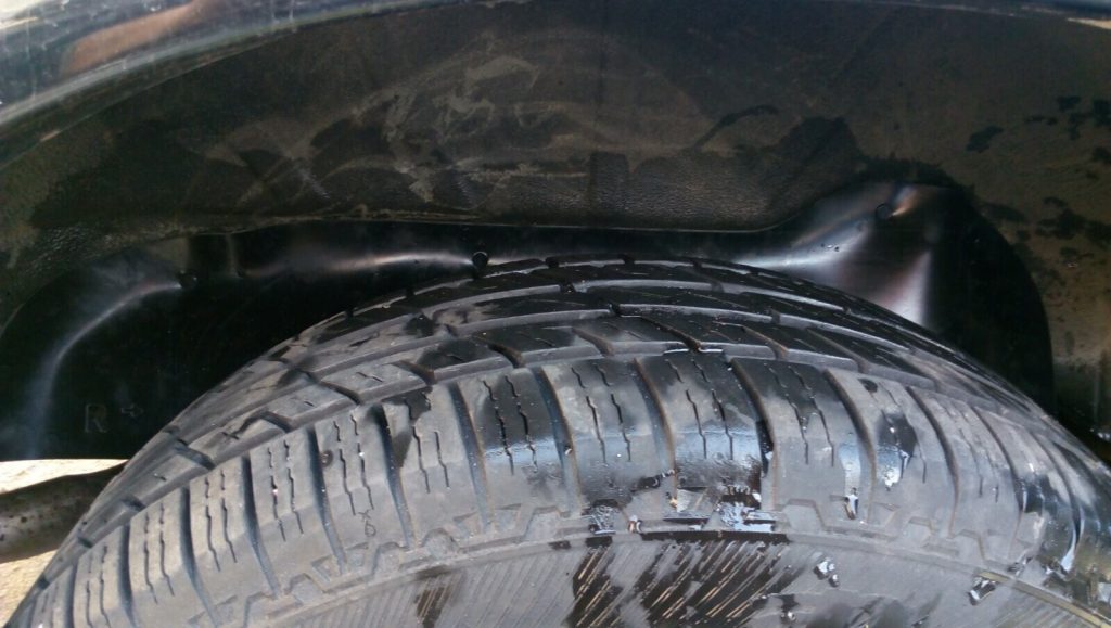 Комплект посиленого брудозахисту моторного відсіку з набором кліпс для Mitsubishi Pajero Sport G1 (1998-2008)