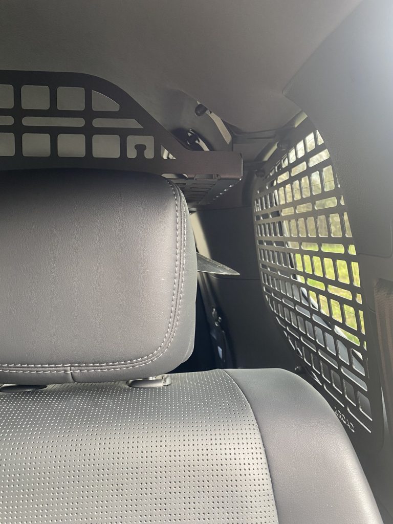 Модульна система зберігання Molle (Молле) для вікон багажника Toyota Land Cruiser 300