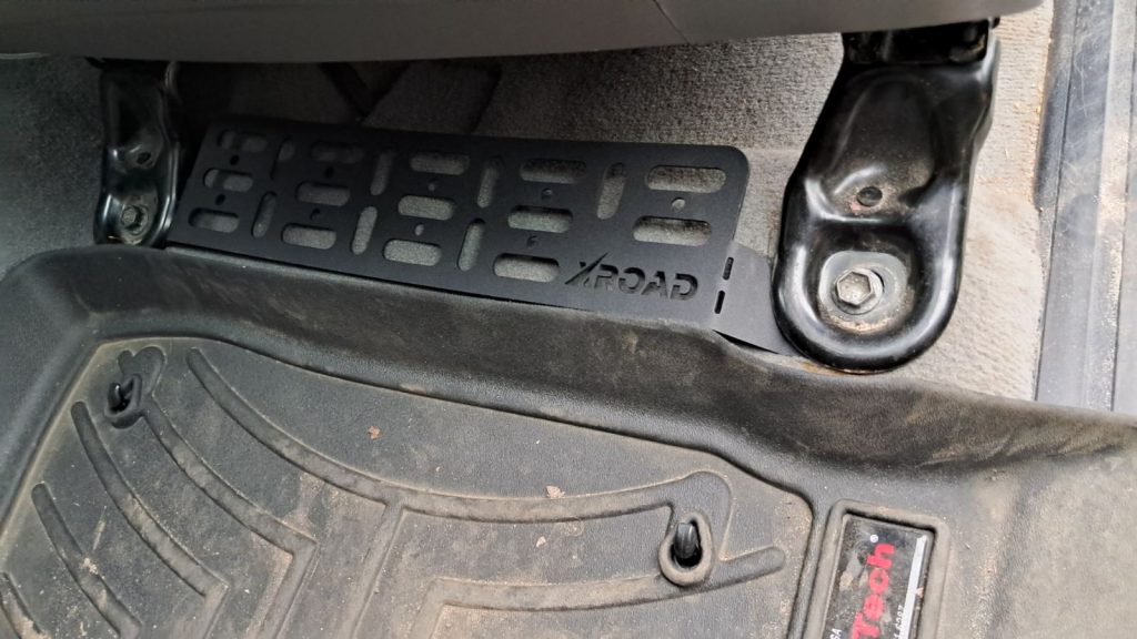 Молле панель під переднє сидіння Toyota / Lexus