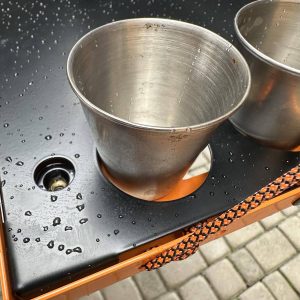 Відкидний стіл на двері багажника Suzuki Jimny JB23/JB33/JB43/JB53 (1998-2018)