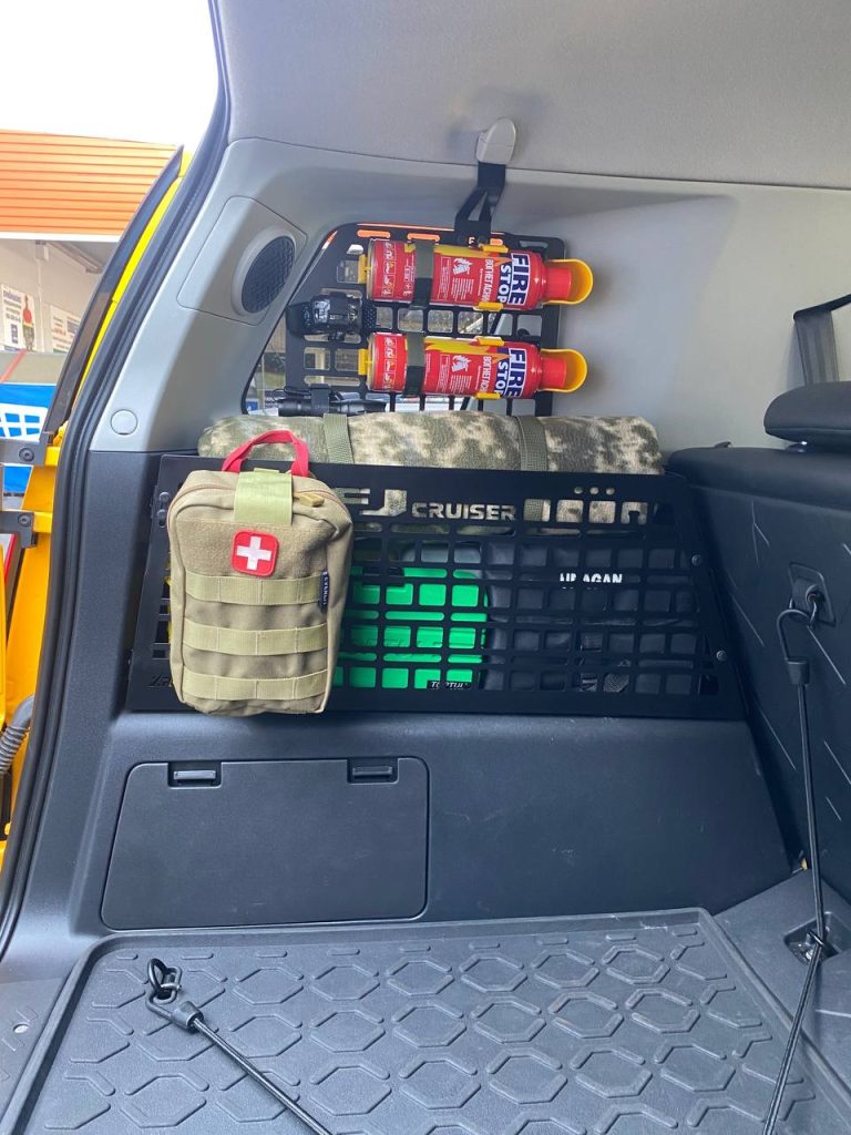 Модульна система зберігання Molle (Молле) для вікон багажника Toyota FJ Cruiser