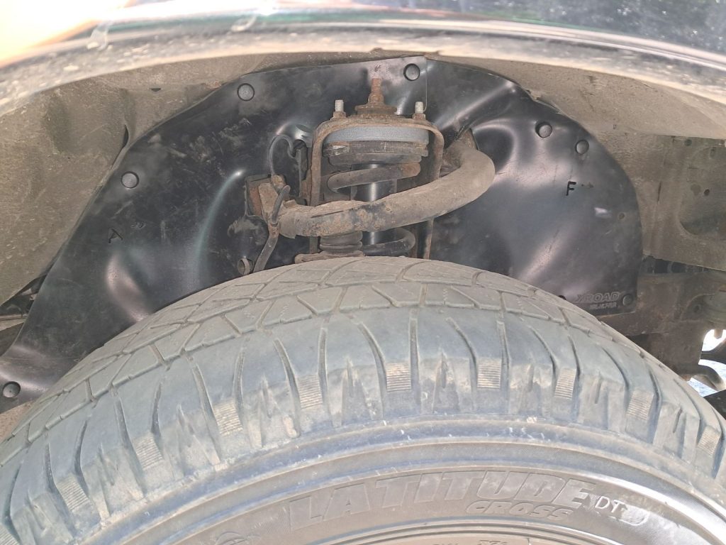 Комплект посиленого брудозахисту моторного відсіку з набором кліпс для Toyota Fortuner G1 (2005-2015)