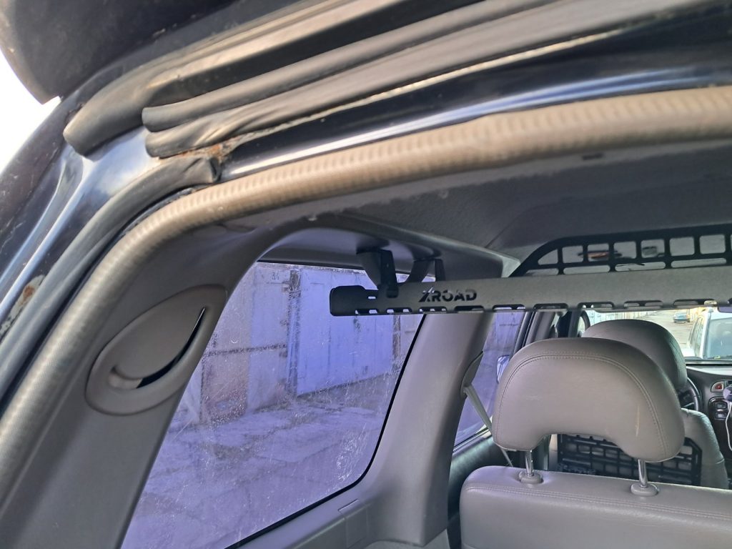 Полиця під стелю в багажник Nissan Patrol Y61